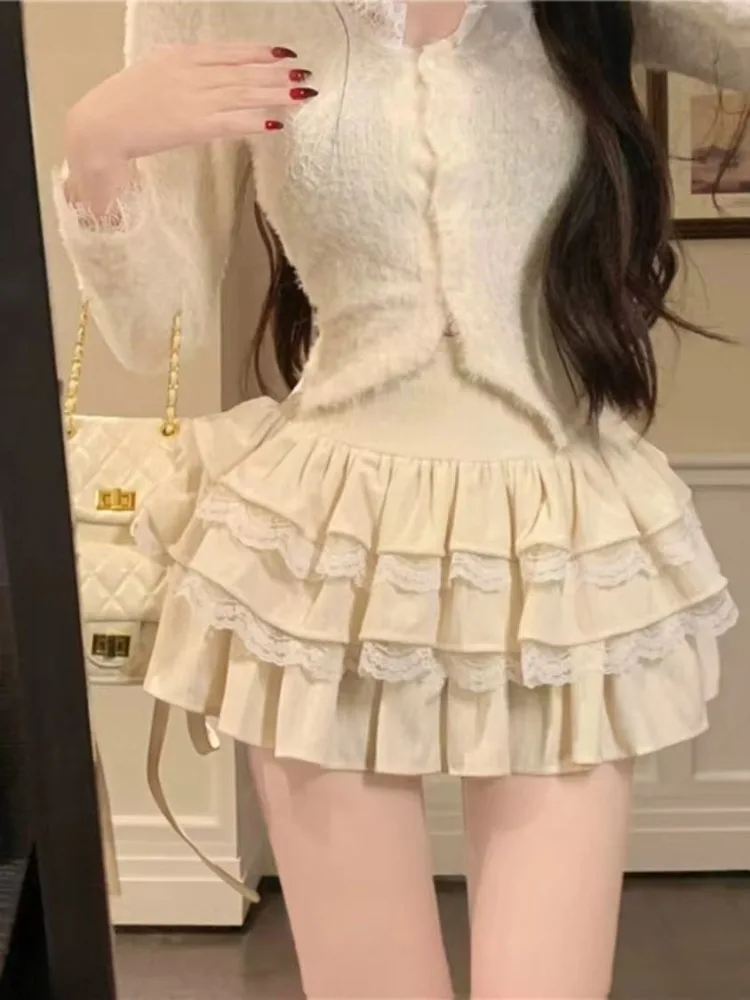 Summer French Elegant Patchwork Mini Skirt Sweet Girl Velvet Lace Edge Stitched Bud Skirt Women Fashion Design Sense Bow Skirts