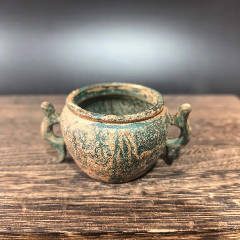 Old-fashioned bronze tripod censer with ear-shaped design, small size, Ming Dynasty Xuan De period purple copper incense burner,