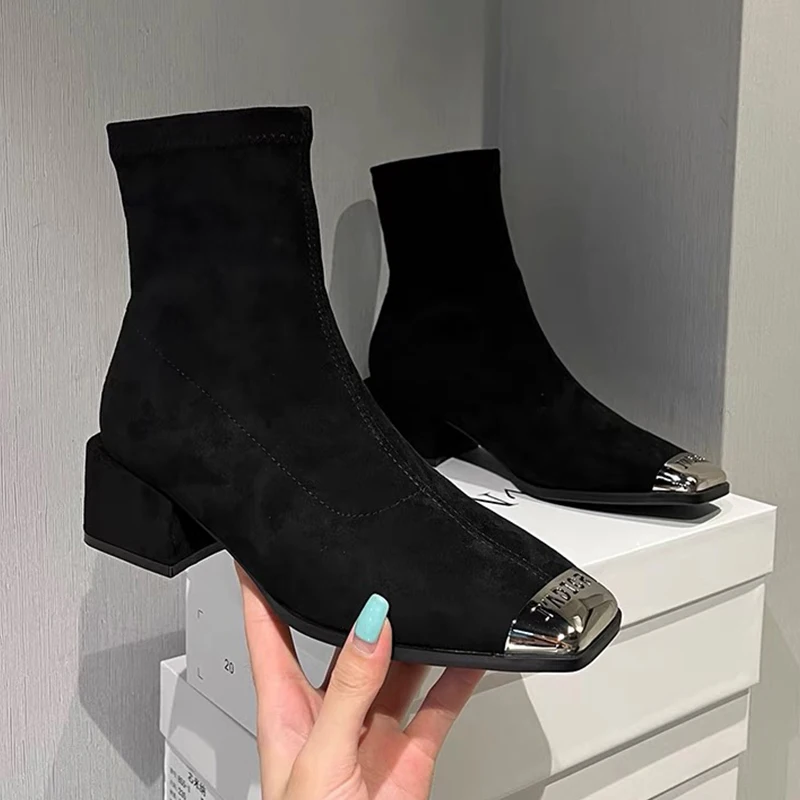 

Ботильоны на высоком каблуке. Женские дизайнерские модельные туфли на массивном каблуке. Замшевые модные зимние женские ботинки Botas. Новинка 2025 года. Женские ботинки челси.