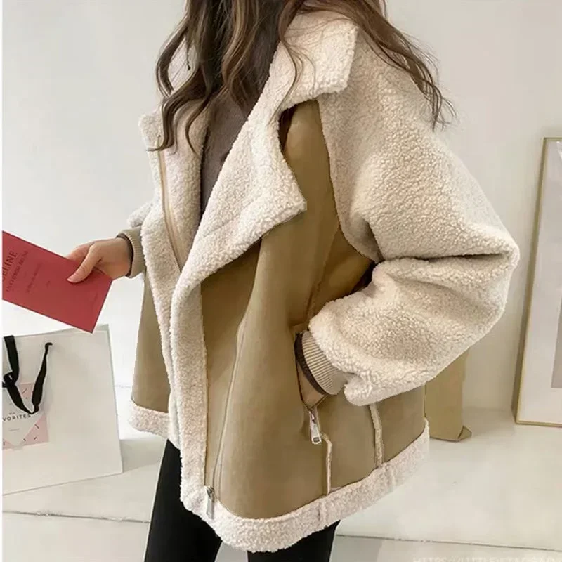 2024 New Thickened Warm Fur Integrated Lamb Fur Jacket, Loose and Versatile Deerskin Velvet Top, Motorcycle Suit Trendy