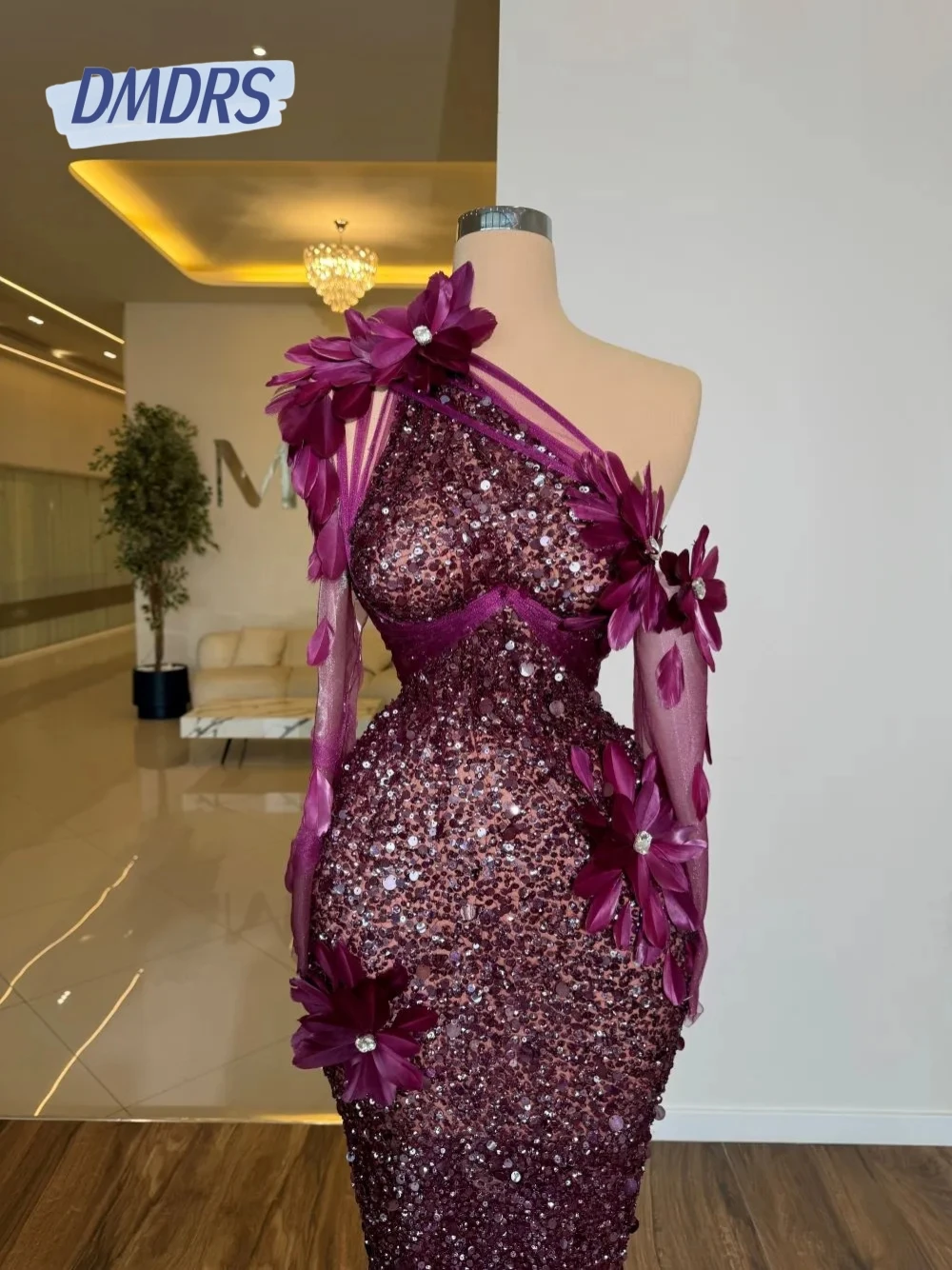 

Captivating Sparkle 3D Flowers Evening Dress Popular Illusion Charming Beading Formal Events Deep Burgundy Prom Wear Customized