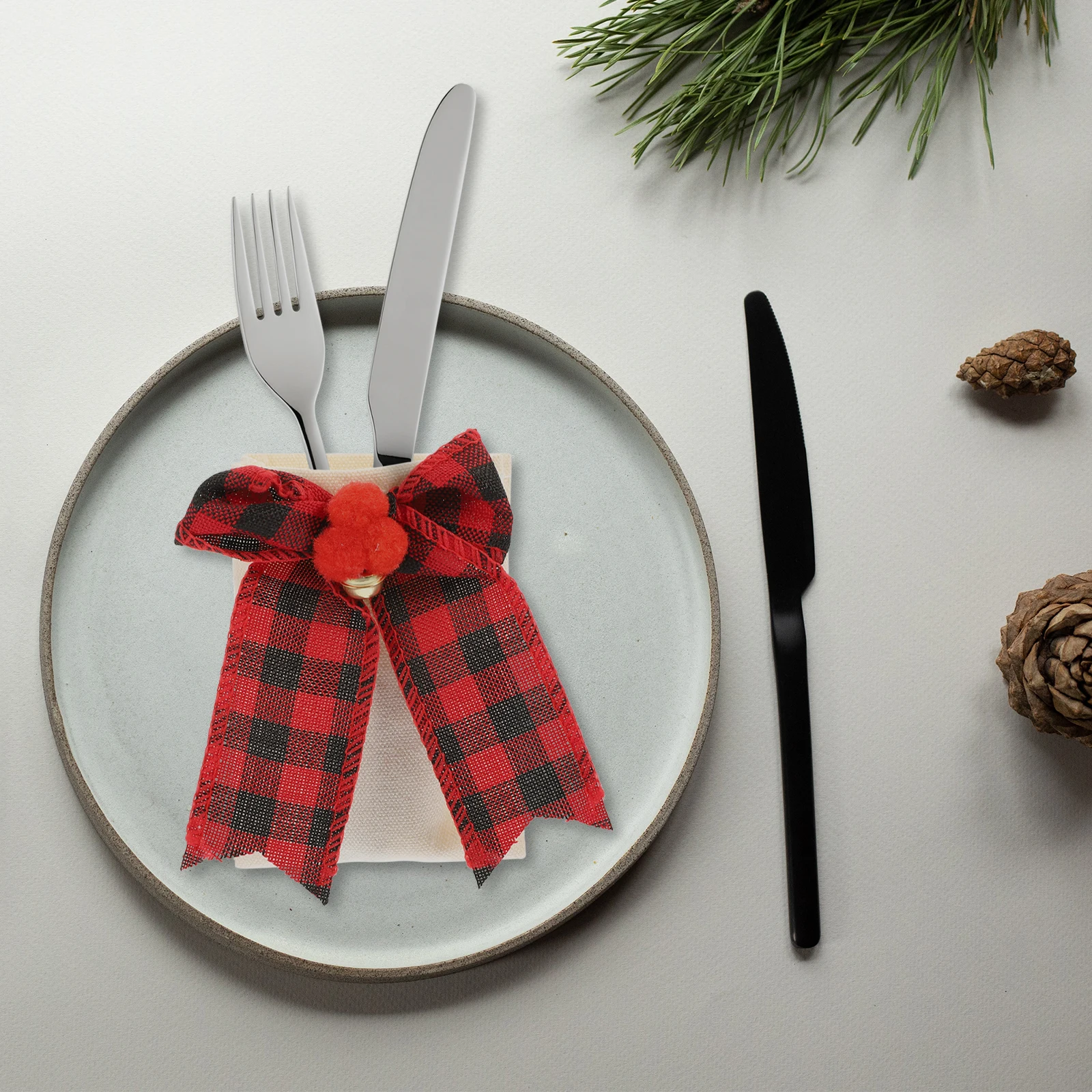 

4 Pcs Cutlery Set Utensil Holder Tableware Holding Bag Christmas Decoration Dining Pouches Linen Exquisite