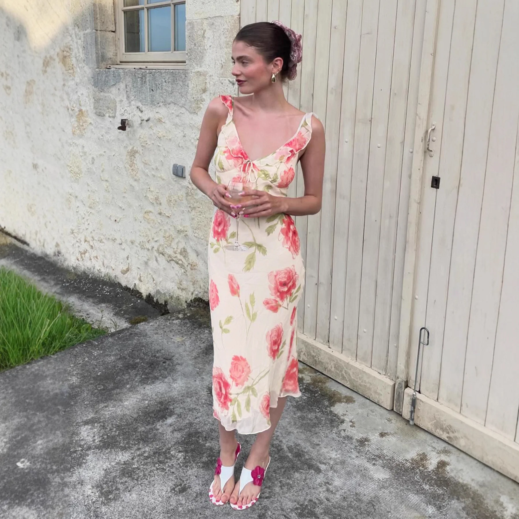 

2026 Summer Flower Print Mesh V-neck Suspender Bow Slim Dress