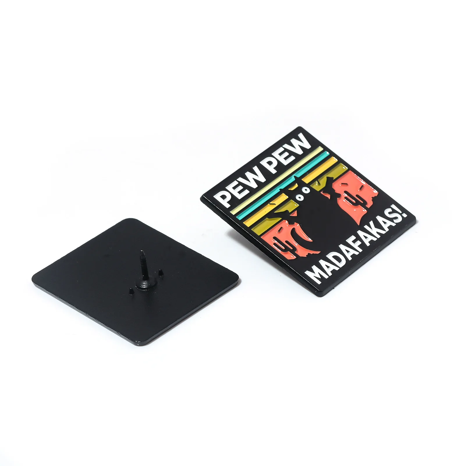 Punk Style Black Cat Enamel Pin Retro Desert Cartoon Alloy Brooch for Backpack Jacket Clothing Accessory