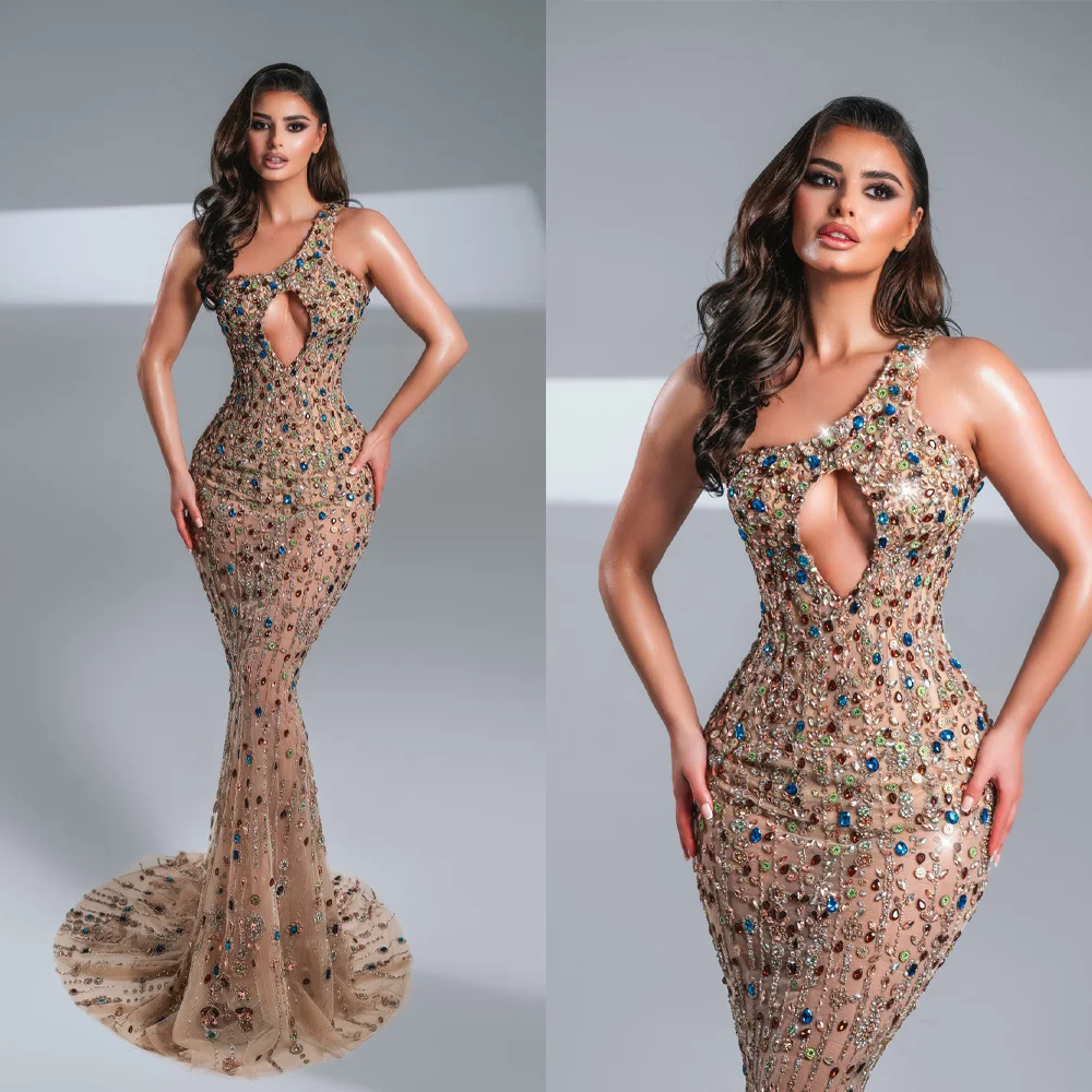 

Gorgeous Evening Dresses Crystal Halter Mermaid Prom Dress Beading Slim Fit Illusion Sleeveless Party Gown Vestidos De Noche