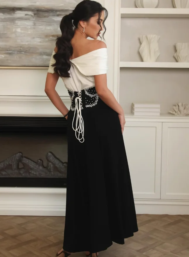 カスタマイズされた高品質ストラップレスビーズアンクル丈カラーコントラストジッパーオフショルダーノースリーブローブブランシュマリアージュ女性用