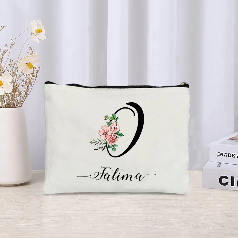 Flower Initial Custom Name Cosmetic Bag para Meninas, Maquiagem Escova De Armazenamento, Go Out Travel Pouch, Floral Makeup Bag, Trendy Gifts