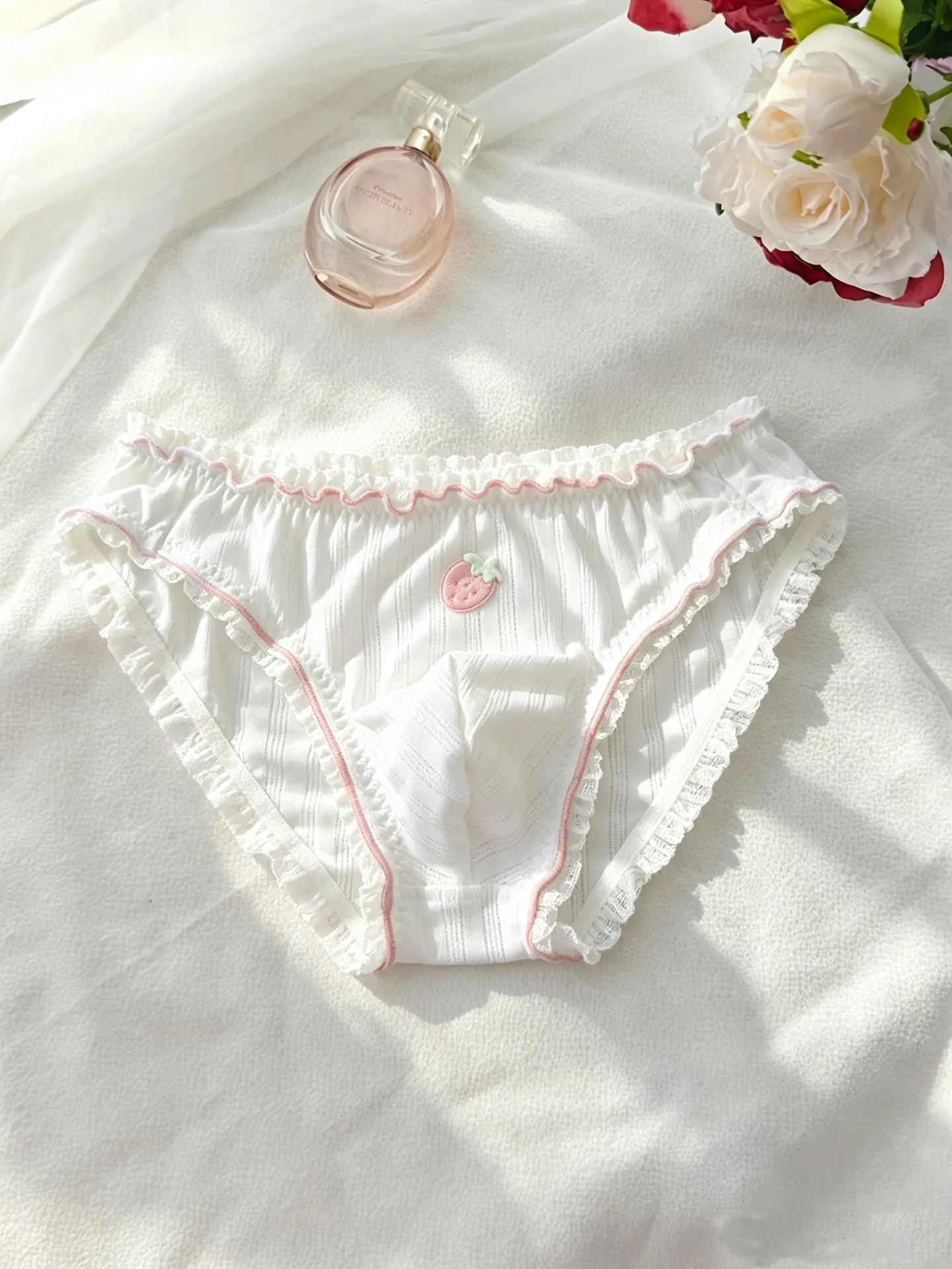Men's Super Cute Mid-low Waist FKK Half-hip Japanese Lolita Pure Cotton Briefs for Men's Pure Desire LGBT