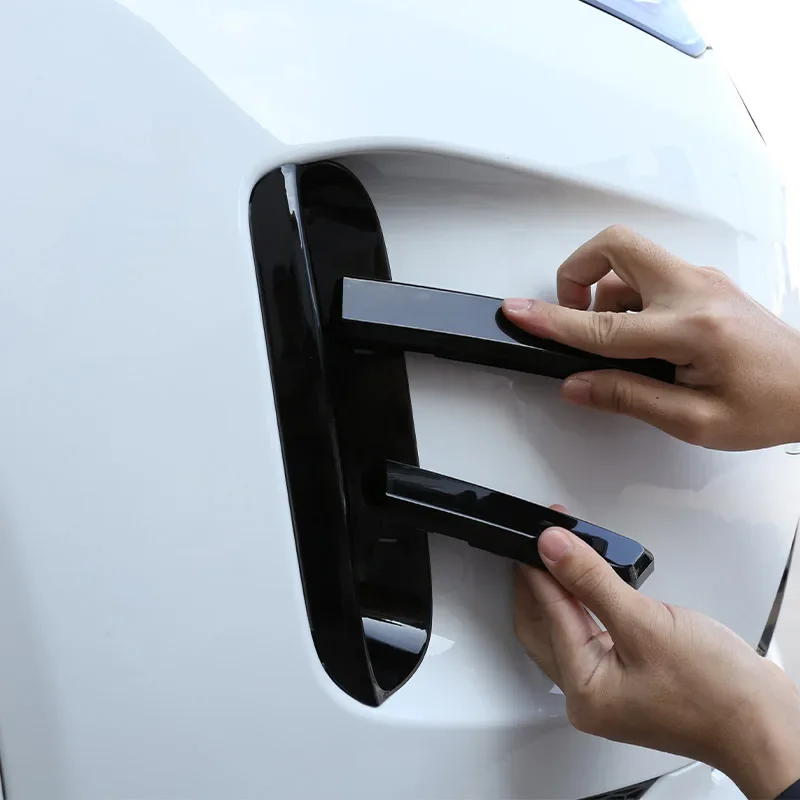 

For Land Rover Discovery Sport 2020 ABS Glossy Black Car Styling Front Air Intake Grille Trim Car Exterior Accessories