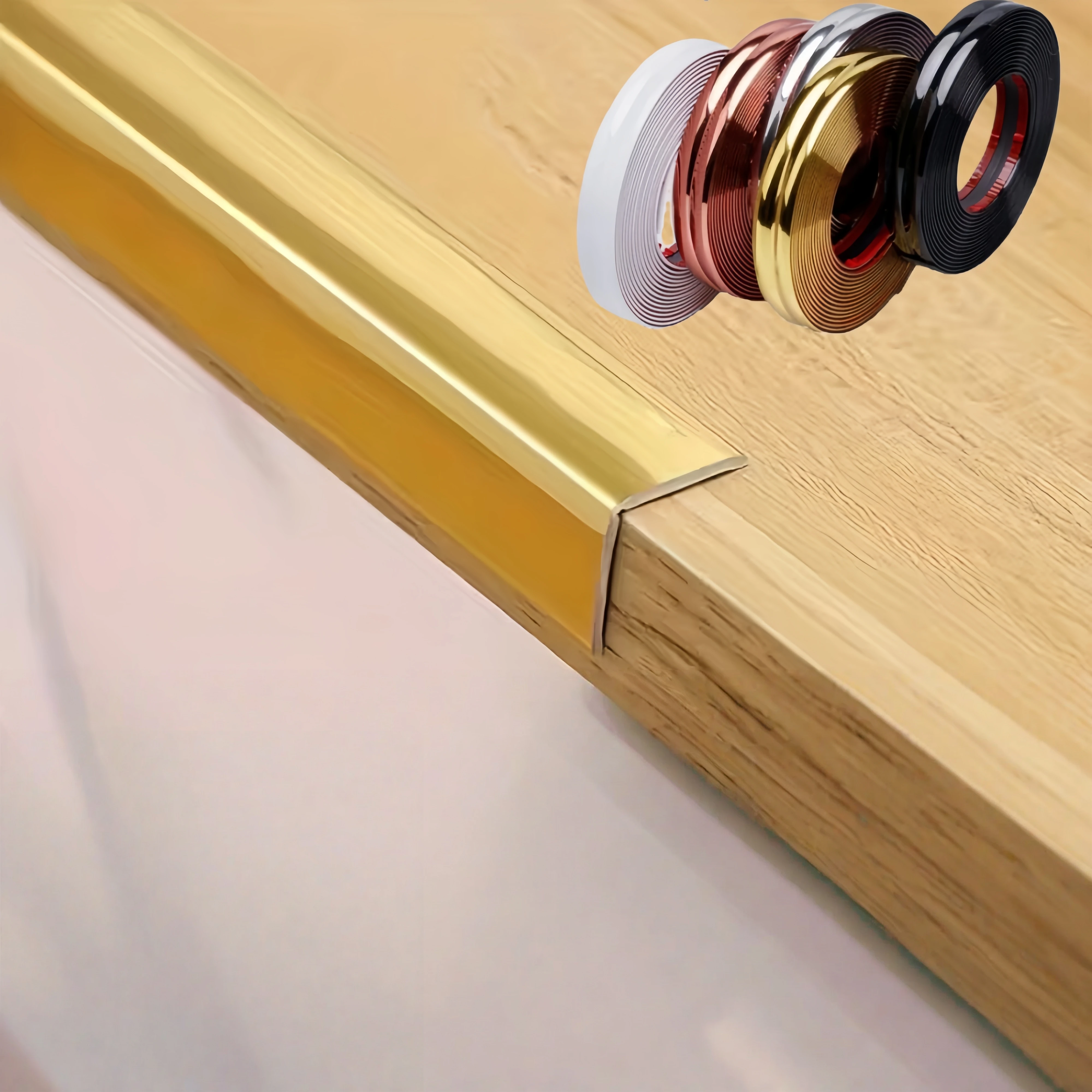 1 Stück 118,11 Zoll x 0,79 Zoll Gold Wandmöbel Eckform Zieraufkleber Selbstklebendes Dekor TapeTable Edge Guard Schutzstreifen