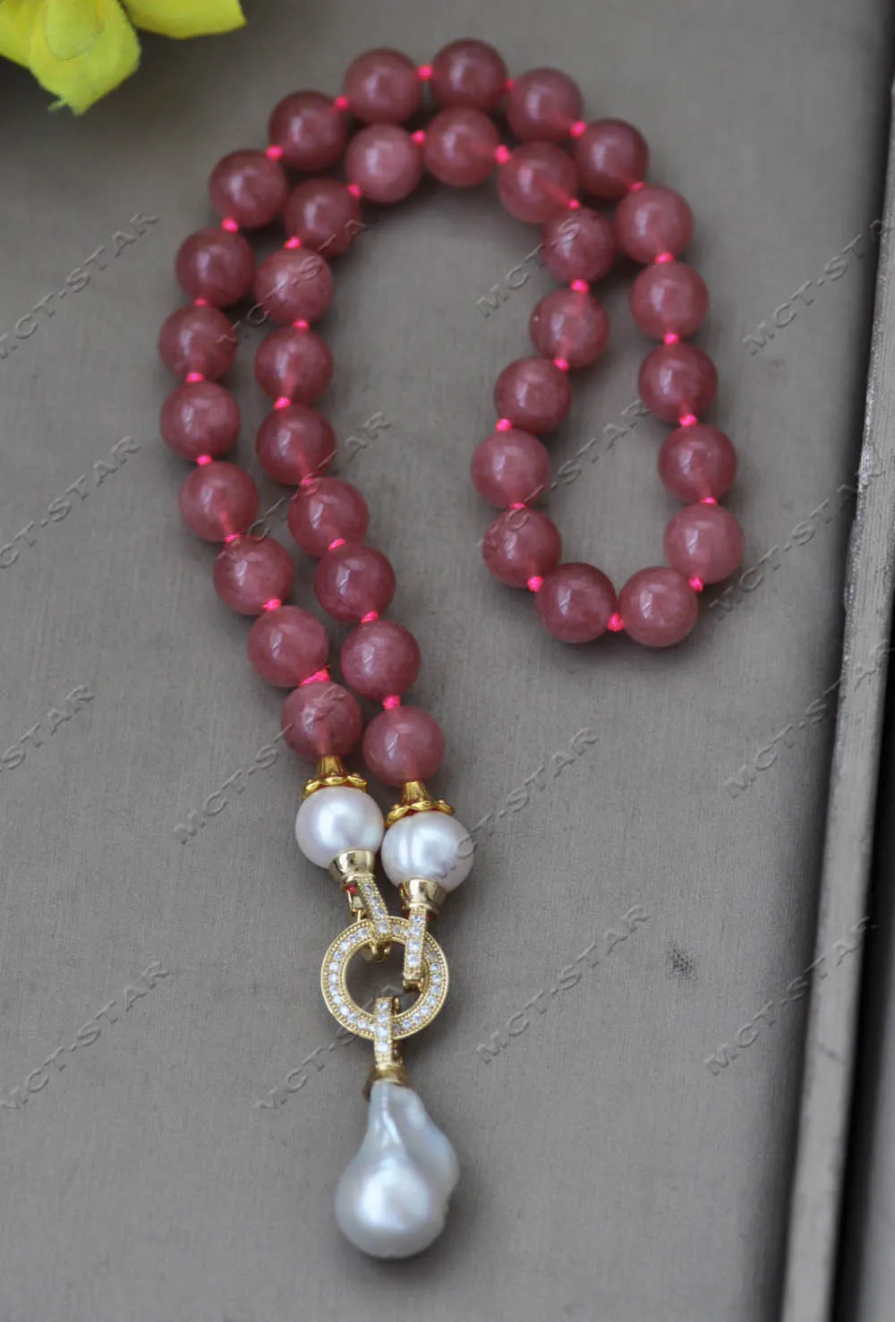 Z13388 18" 22mm Rose-Red Round Jasper Crystal Necklace White Keshi Pearl Pendant Custom Jewelry view 2