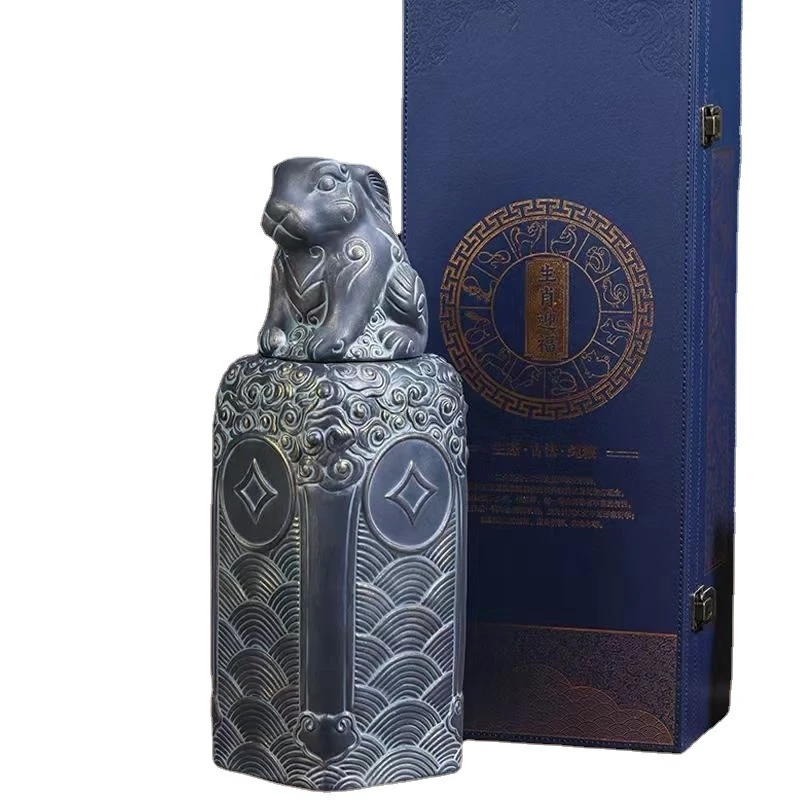 

Imitation bronze ceramic wine bottle wine jug vase ornament