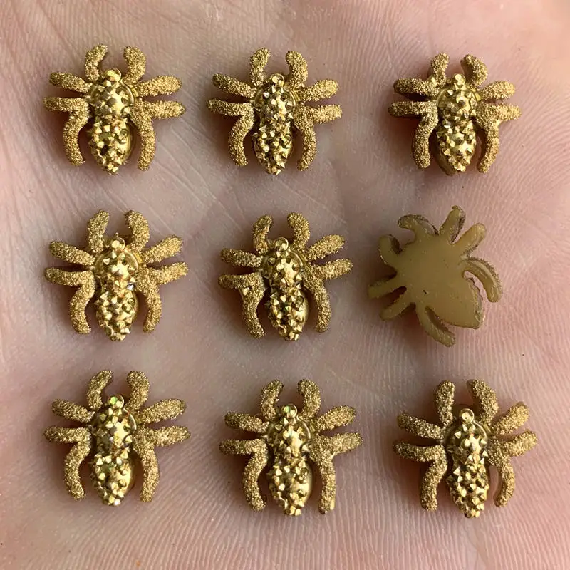 60pcs 13mm Vintage Mini Spider Flat back resin cabochons Rhinestone Crystal Strass For Clothes Jewelry Making DIY Crafts
