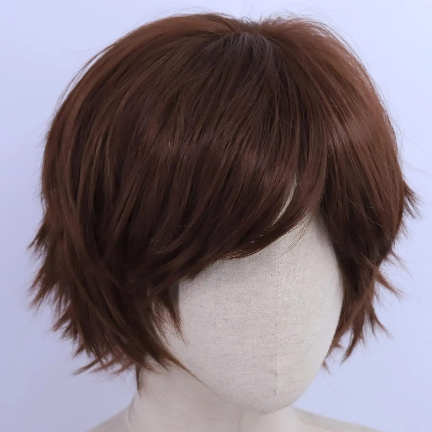 Parrucca cosplay marrone a strati corti per uomo/donna, parrucche sintetiche resistenti al calore per costume da festa Anime Con