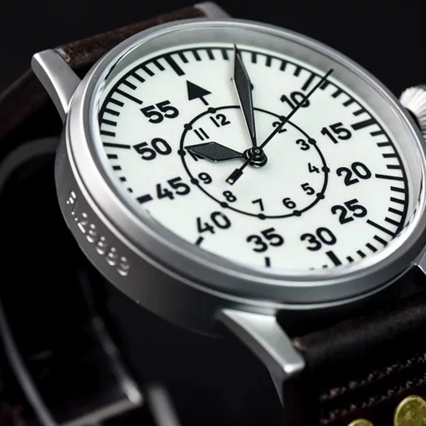 Custom Dail Retro Pilot Watch for Man Sapphire Crystal BGW9&C3 Lume PT5000 Automatic Mechanical Personalized Watches no logo view 5