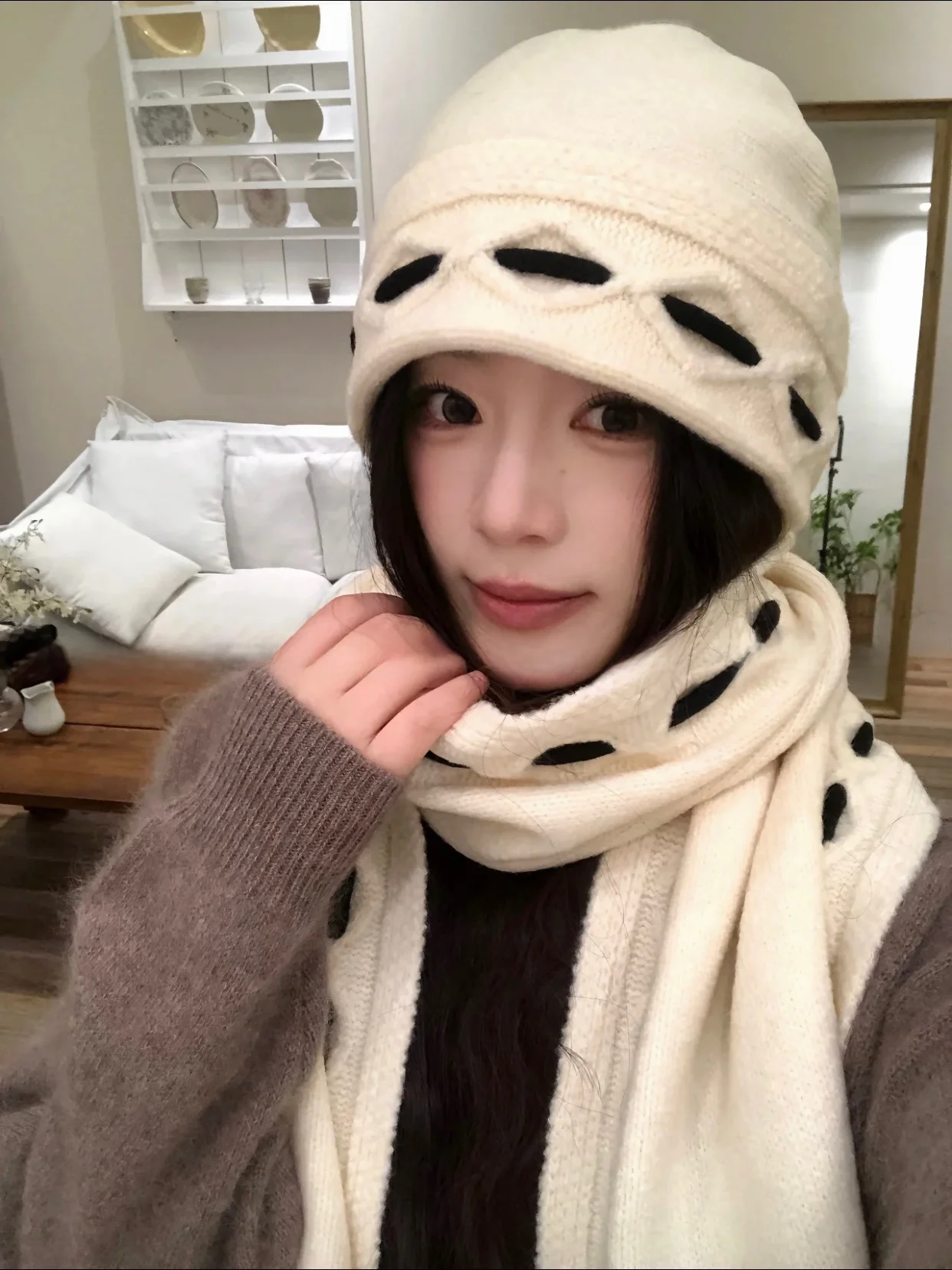 手作りの重厚な刺繍入り暖かいスカーフと帽子のセット、女性用ツイストエッジ付き、中国製のおしゃれな3点セット