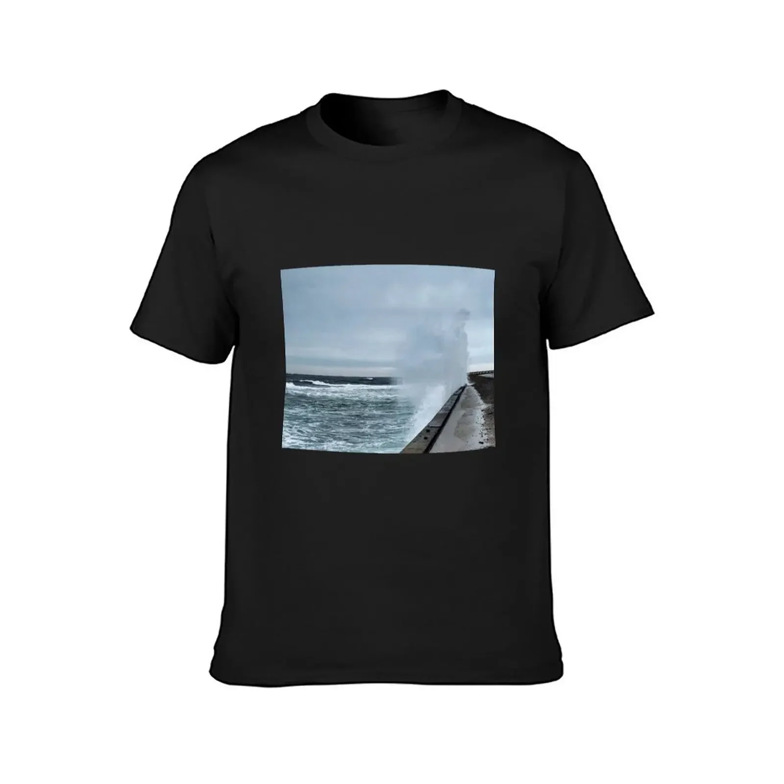 Sea vs. Wall T-Shirt custom shirt Blouse designer shirts sports fans mens t shirts top quality