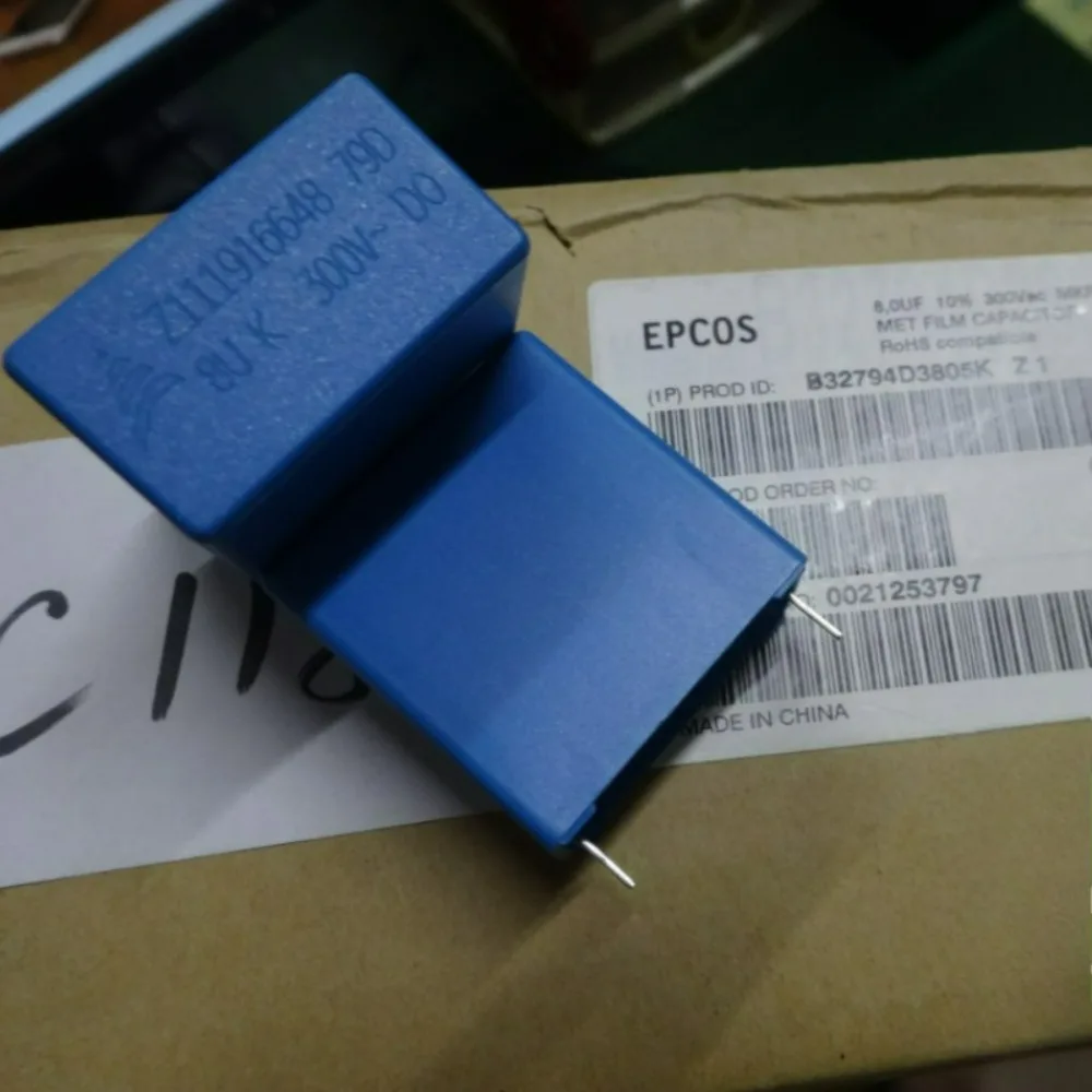 

EPCOS 8.0uf 300VAC 8u0 8uf 805 8U K 300V Brand New 28mm Film Capacitor B32794D3805K