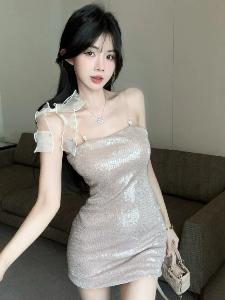 

Elegant Pure Desire Shoulder Bared Sequin Strap Dress Women's Summer Sexy Spicy Waist Cinched Bodycon Short Skirt