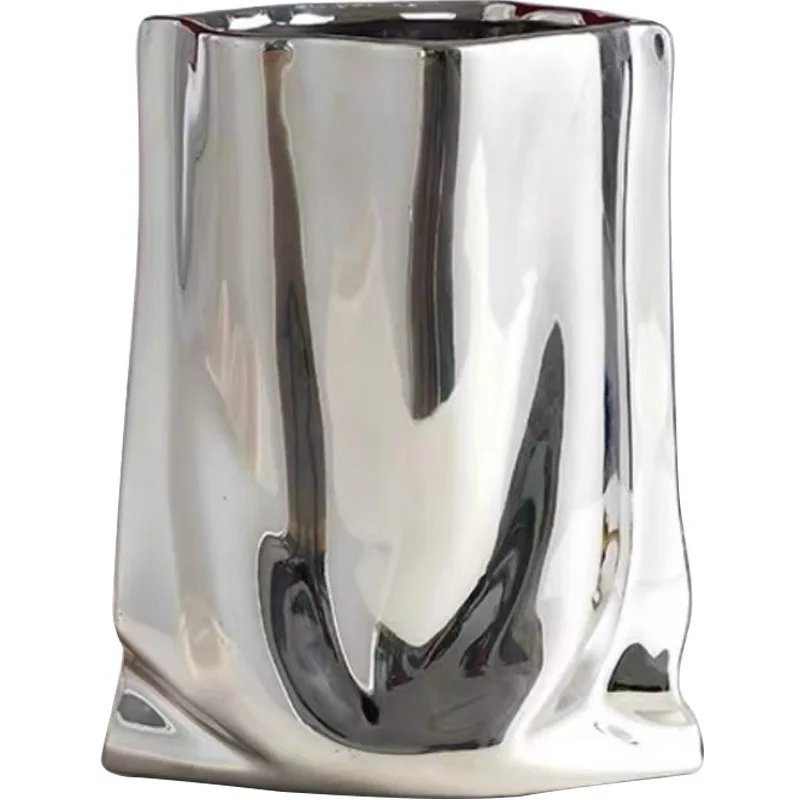 

Creative Luxury Electroplated Ceramic Vase for Living Room Decor Tulip Paper Bag Flower Arrangement Hydroponic Vessel