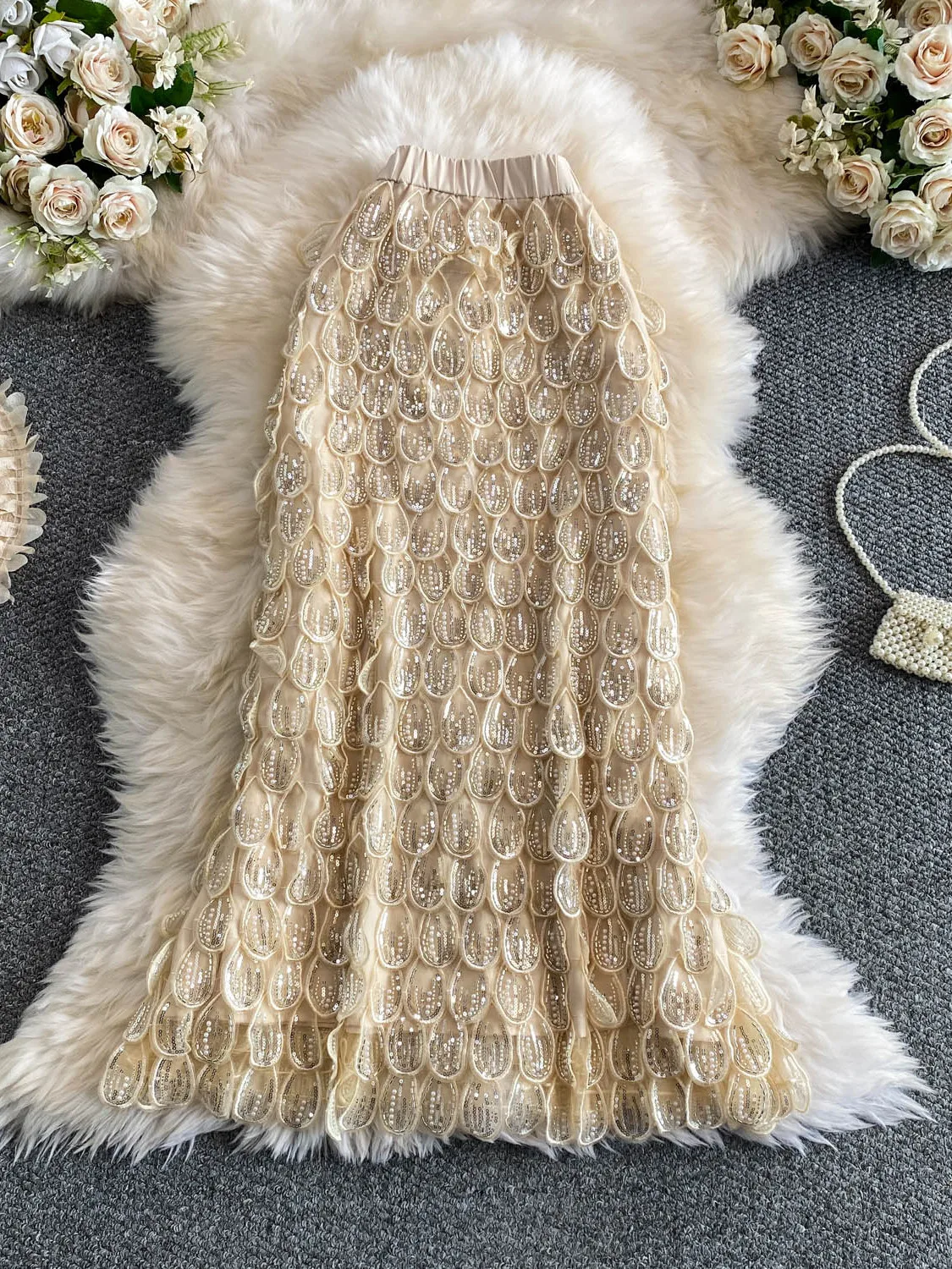 Elegant Heavy-Duty Beaded Fish-Scale Halter Skirt Women's Summer Slimming Age-Defying Gown High-Waisted A-Line Skirt