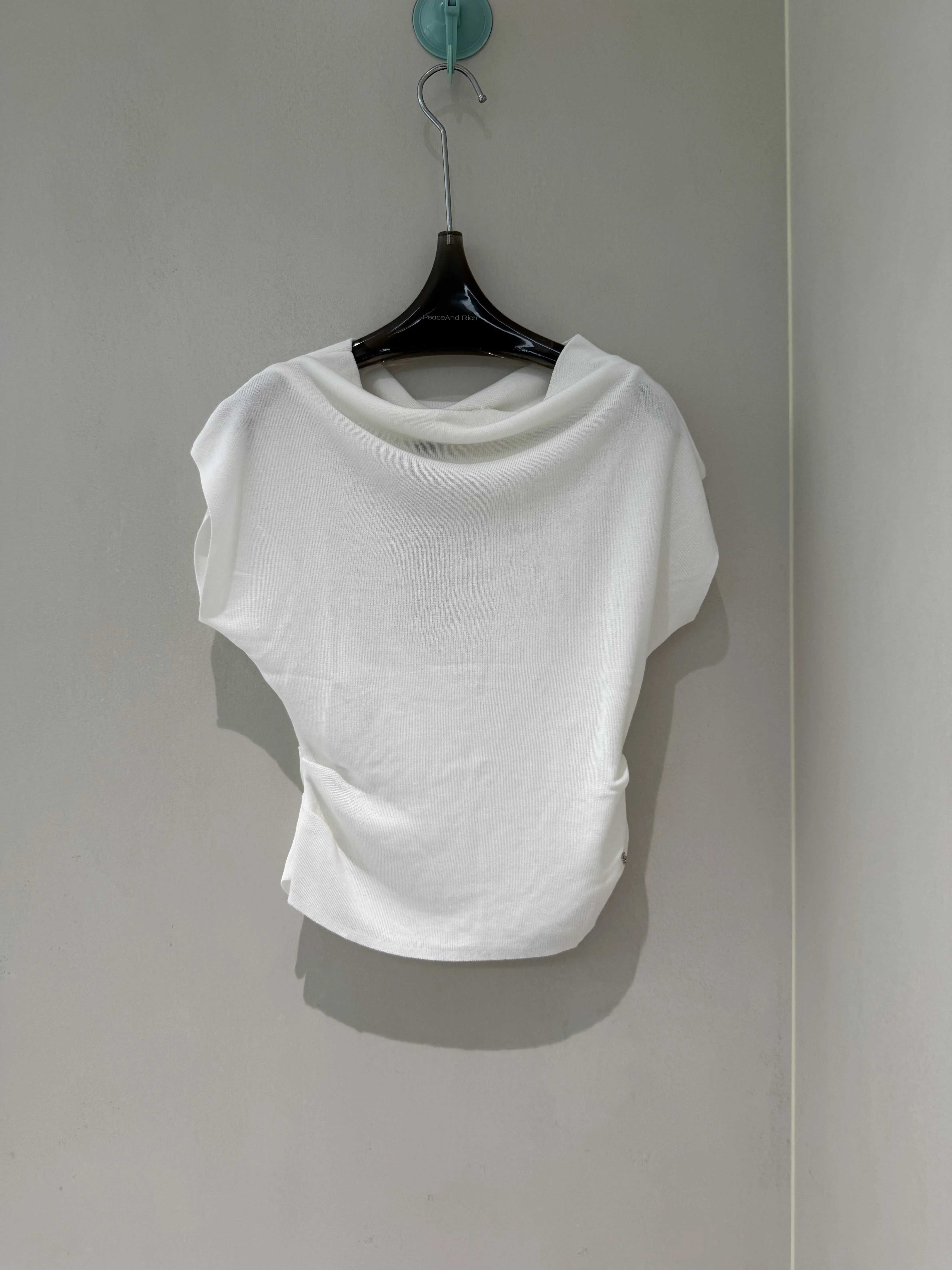 JIYOOSOONG~ Nan You Correct Version French Sweet One-word Neck Knitted Thin Skinny Waist T-Shirt
