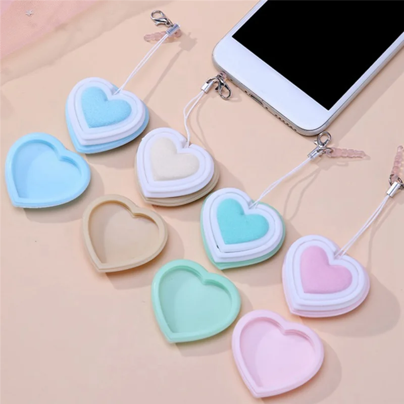 Love Heart Shape Phone Wipe Cloth Screen Wipe Cleaning Glasses Lens Wipe Camera Lens Wipe Cleaning Tools Random Color