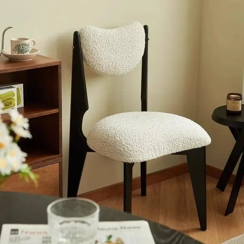 الفرنسية الشمال كرسي القرون الوسطى الرجعية خشب متين المنزل الطعام كرسي ضوء الفاخرة الحديثة مصمم كرسي خلفي بسيط