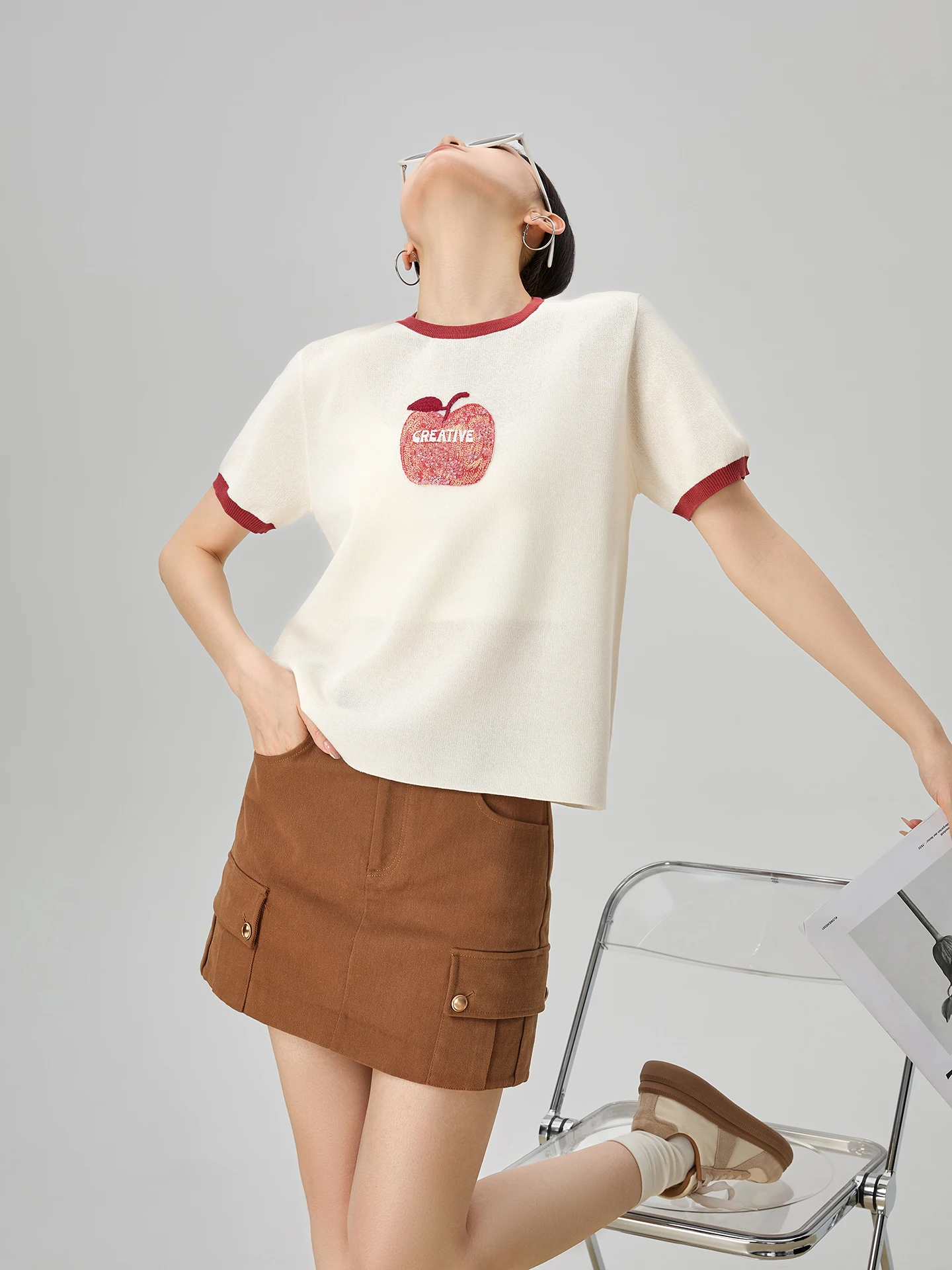 

Milk Color Embroidery round Ne Knitted Summer ort Sve Women's T-irt Commute Sle Korean Version Straight Cut