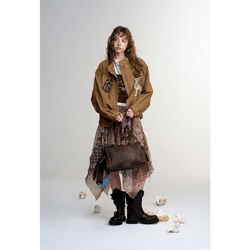 ELFSACK Women Y2K Cropped Jacket with Cat & Floral Appliques Zip Up Bomber Coat for Fall Daily Outfit