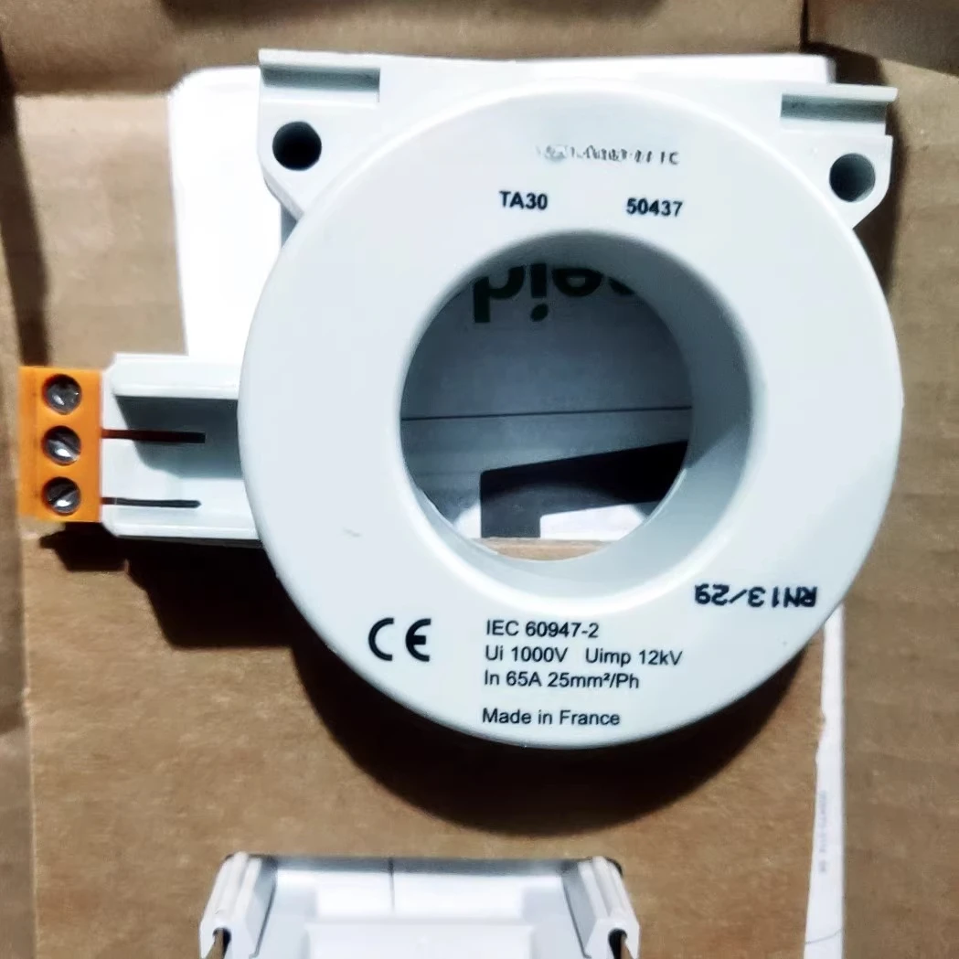 

Трансформатор тока с замкнутым кольцом 50437 TA30MM 65A