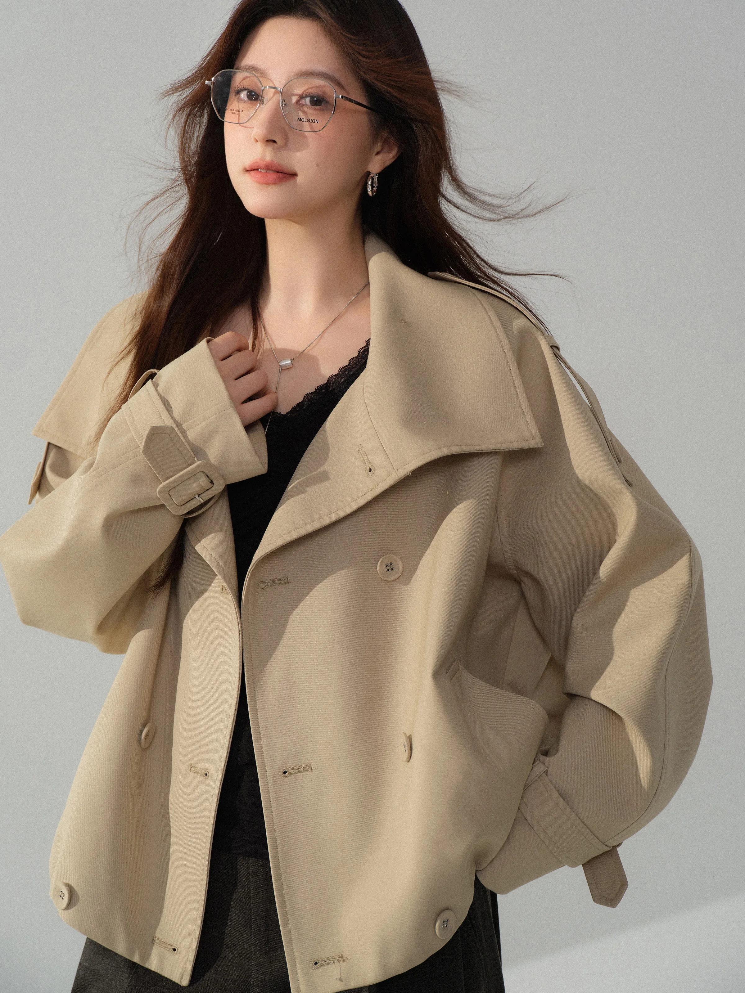 เสื้อโค้ทเทรนช์โค้ททรงดับเบิ้ลเบรสต์สำหรับผู้หญิง สไตล์เรโทร แขนเสื้อแบบแร็กแลน ทรงหลวม ดีไซน์เก๋ไก๋ ปกเสื้อแบบลาペル เหมาะสำหรับฤดูใบไม้ร่วง สวมใส่สบายๆ