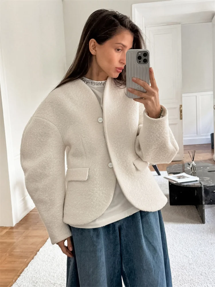 

Tossy White Loose Knitwear Jackets For Women Fashion Elegant High Waist Autumn 2025 New Commute Outwear Luxury Ladies Jackets