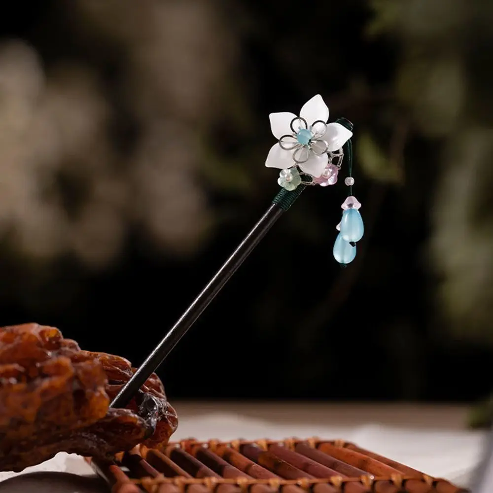 1Pc Exquisite Antique Hanfu Headwear Imitation Jade Flower Wooden Hair Stick Women Chinese Style Tassel Hairpin Hair Accessories