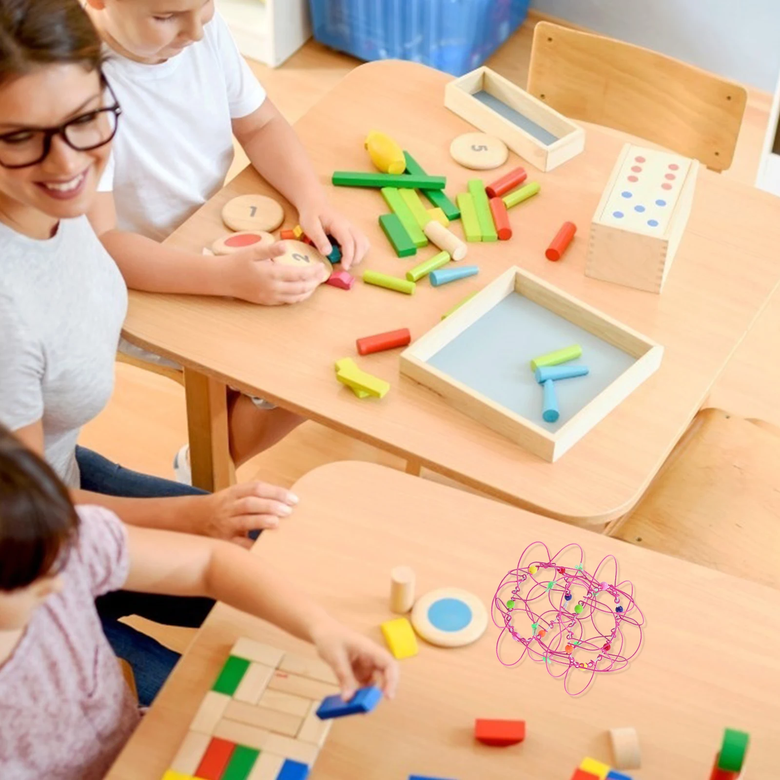 4-teiliges Mandala-Blumen-Entspannungsset, 36 Formen, Stressabbau-Drahtkugelring, Lehrreiches Spaßgeschenk