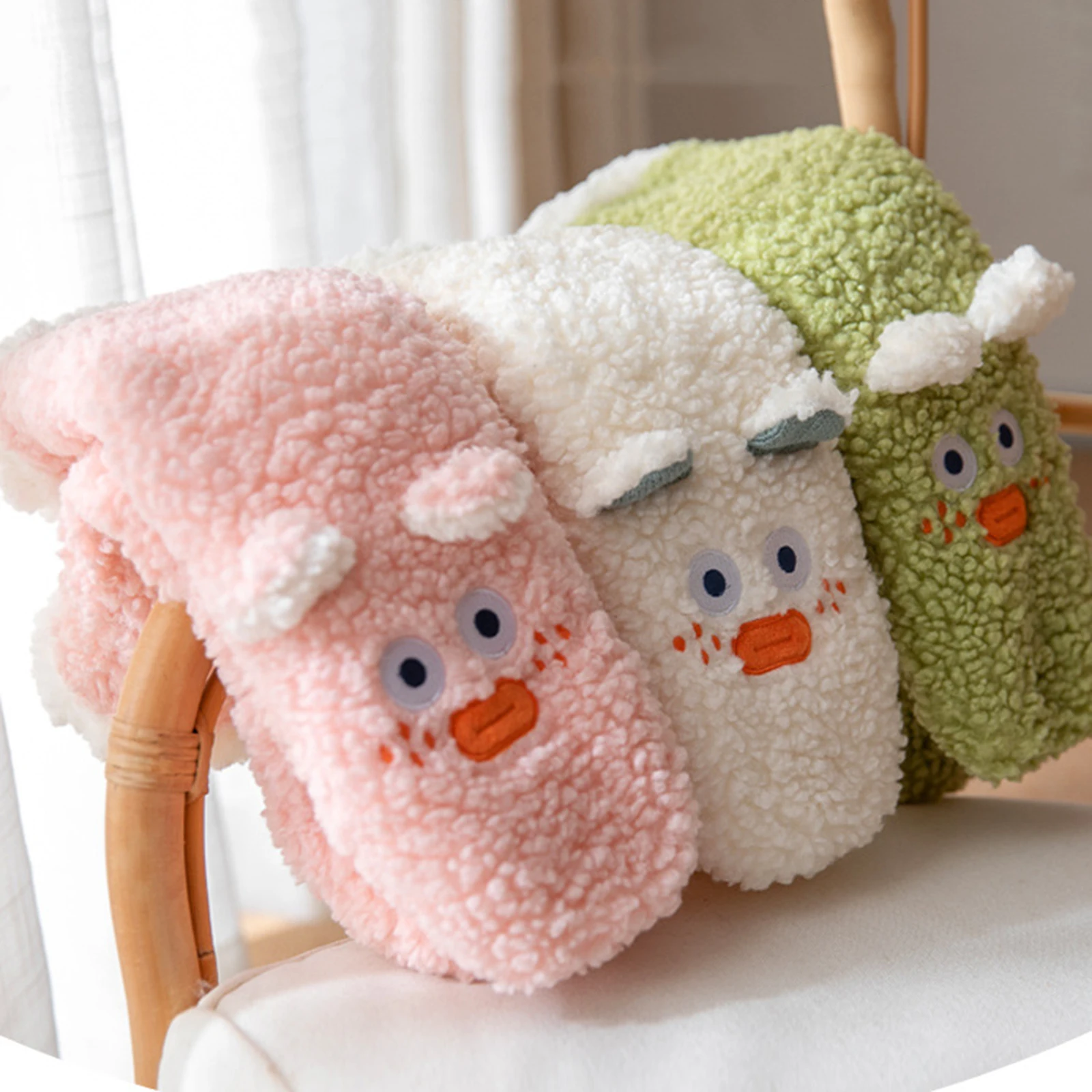 

Floor Socks Women Autumn and Winter Velvet Coral Fleece Socks Sleep Home Slippers Snow Socks Carpet Socks Indoor Adult Slippers