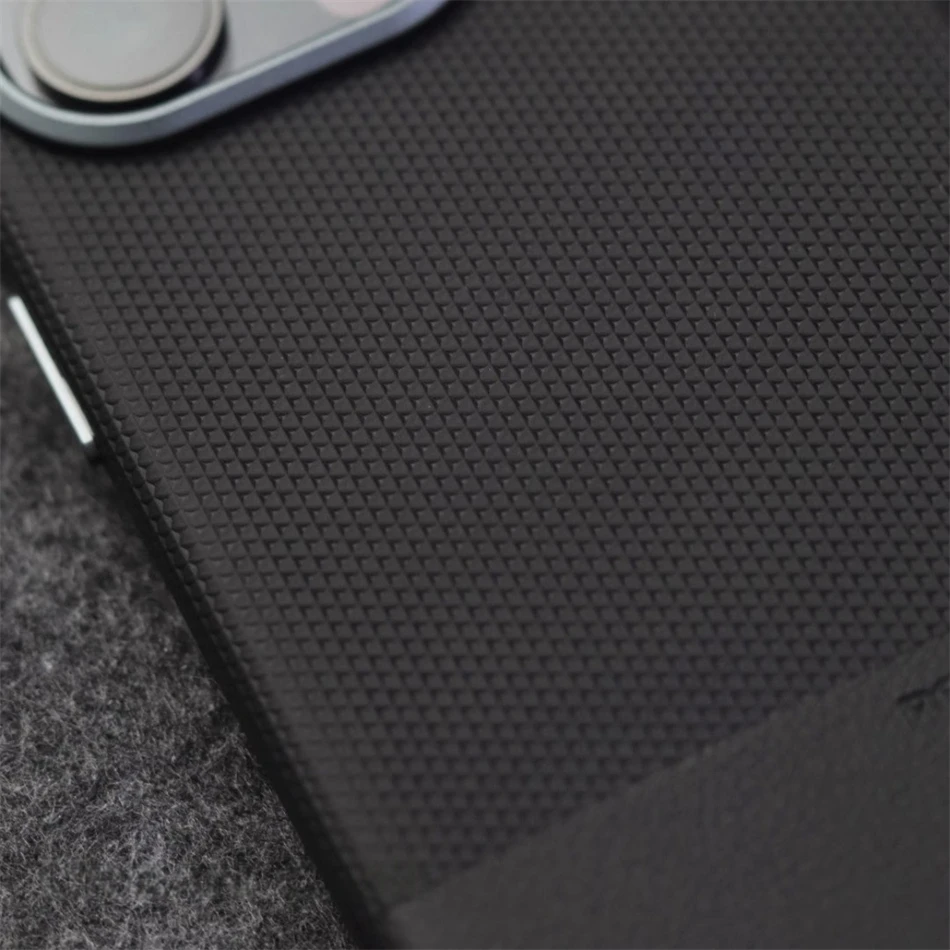 Luksusowe etui magnetyczne z wysokiej jakości skóry w modnych kolorach, kompatybilne z MagSafe, do iPhone'a 16 Plus 15 14 13 17 Pro Max, ze stopu, odporne na wstrząsy, z ochroną obiektywu. — zdjęcie produktu 4