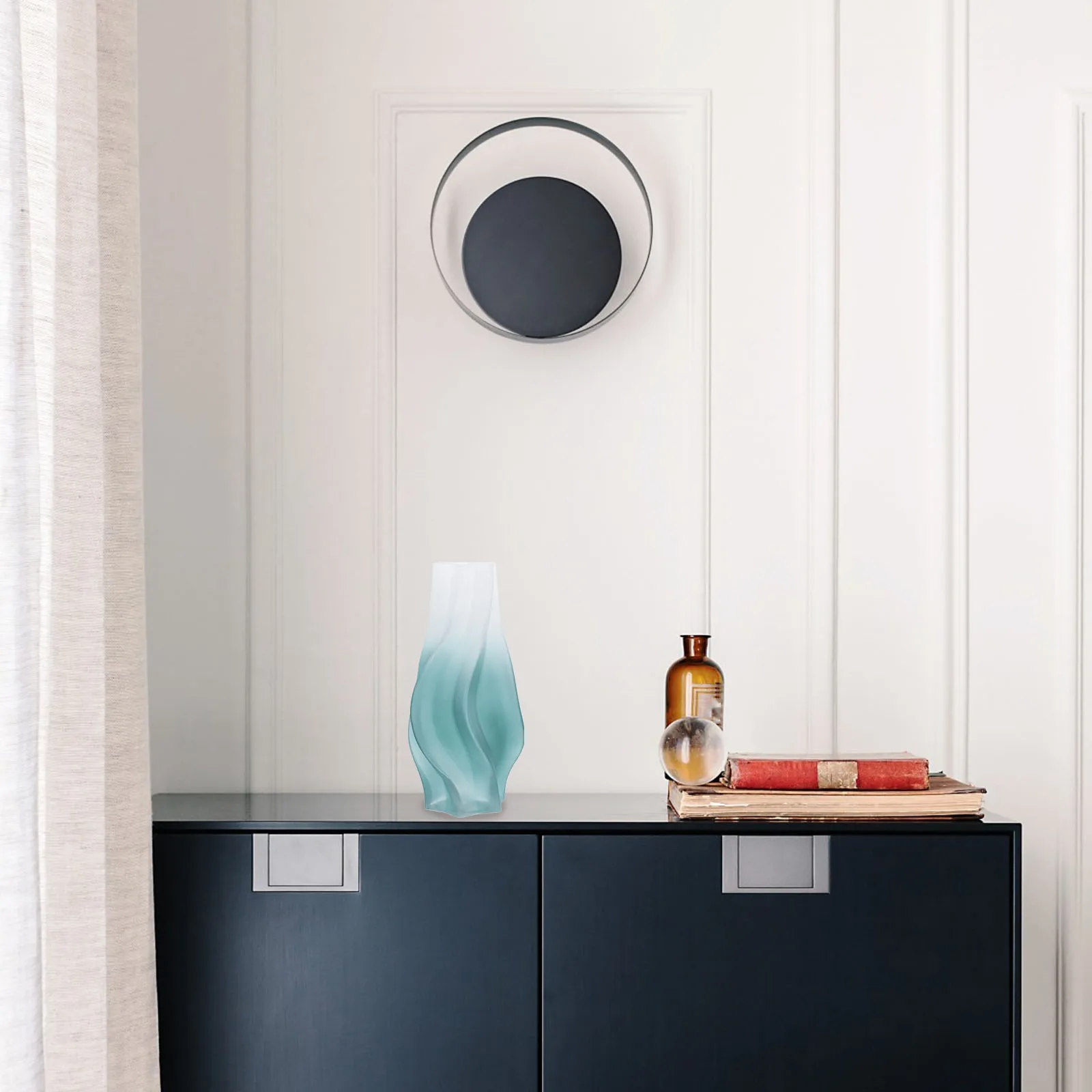 

Montsanded Glass Vase Exquisite Desktop Centerpiece Compact Size for Home Office Decoration Smooth Surface Fine Workmanship