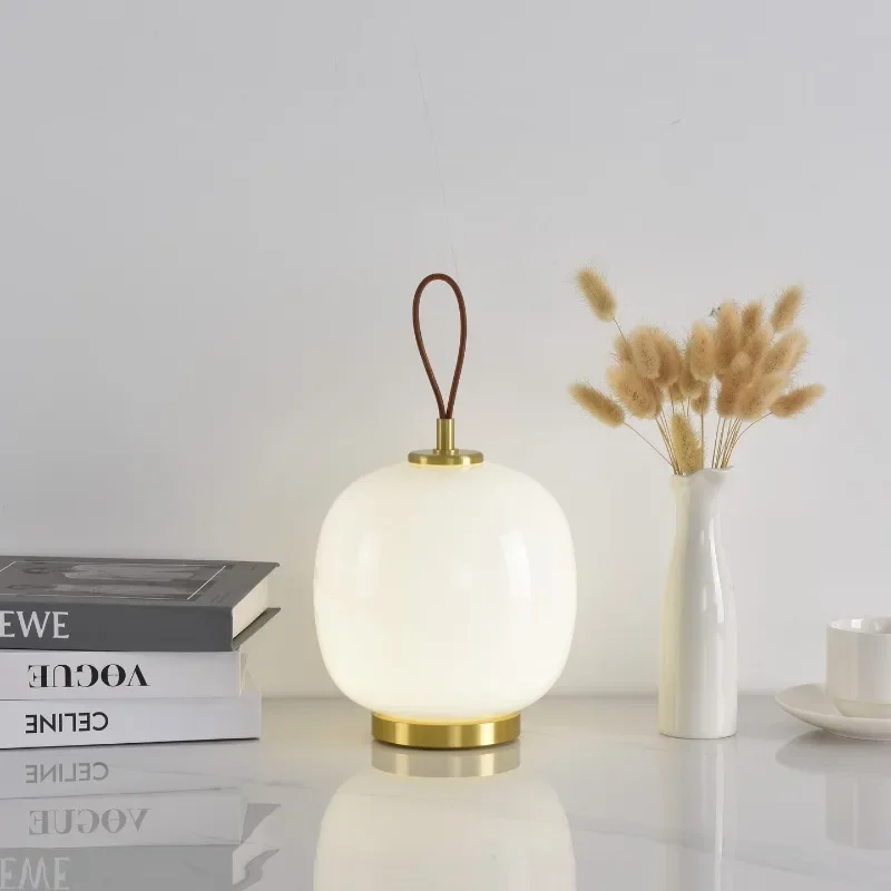 【Mais vendido】VL45 portátil lâmpada de mesa de carregamento sem fio bar cama e café da manhã sala de estar quarto sala de jantar decoração de cabeceira