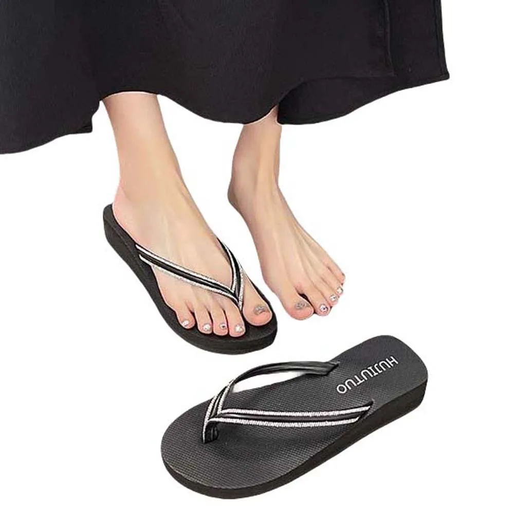

EVA Thick Crystal Flip Flops Rhinestone Anti Slip Beachwear Flip Flops Streetwear Slides Sandals Thick Soled Shoes