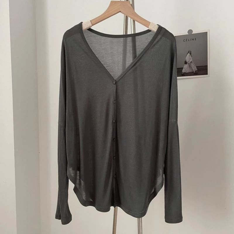 

Summer Fashion V-neck Long Sleeve Loose Casual Thin Sun Protection Shirt For Women
