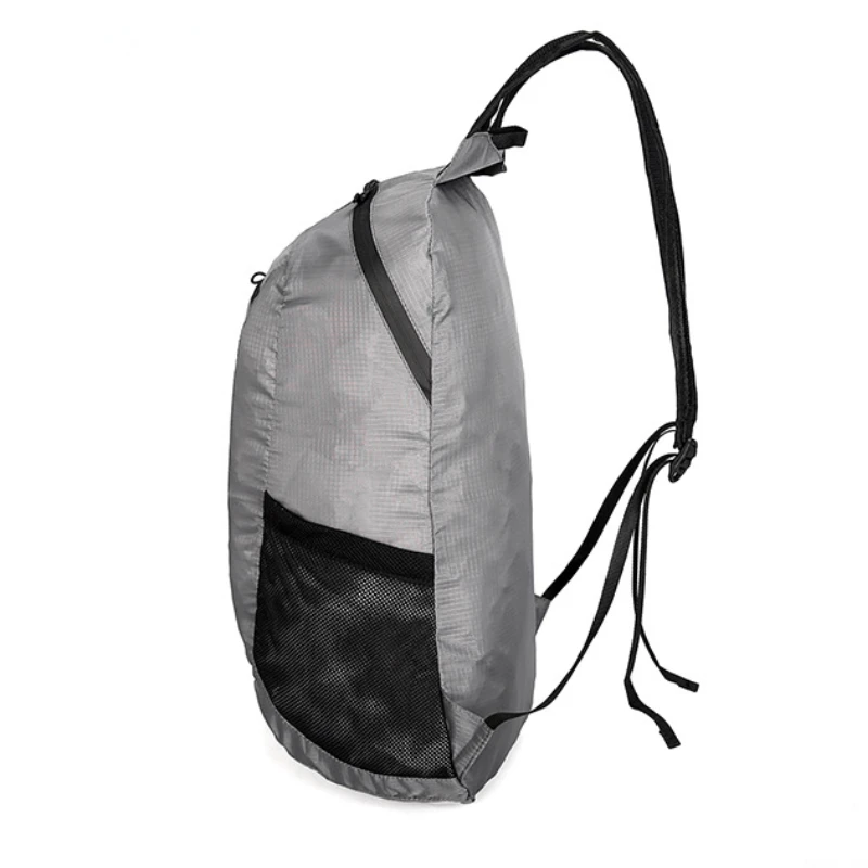 Açık yürüyüş çantası 20L hafif taşınabilir sırt çantası kadın erkek seyahat yürüyüş için katlanabilir su geçirmez katlanır Ultralight paketi