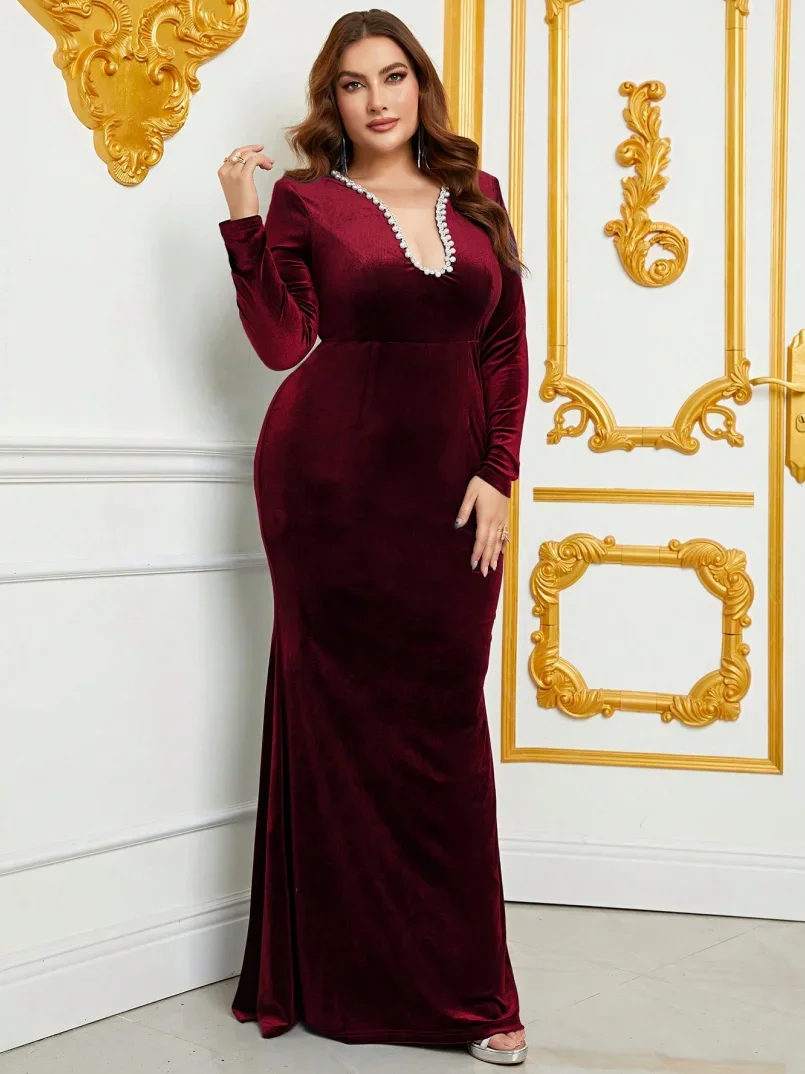 Plus Rhinestone Detail Mermaid Hem Velvet Bridesmaid Dress