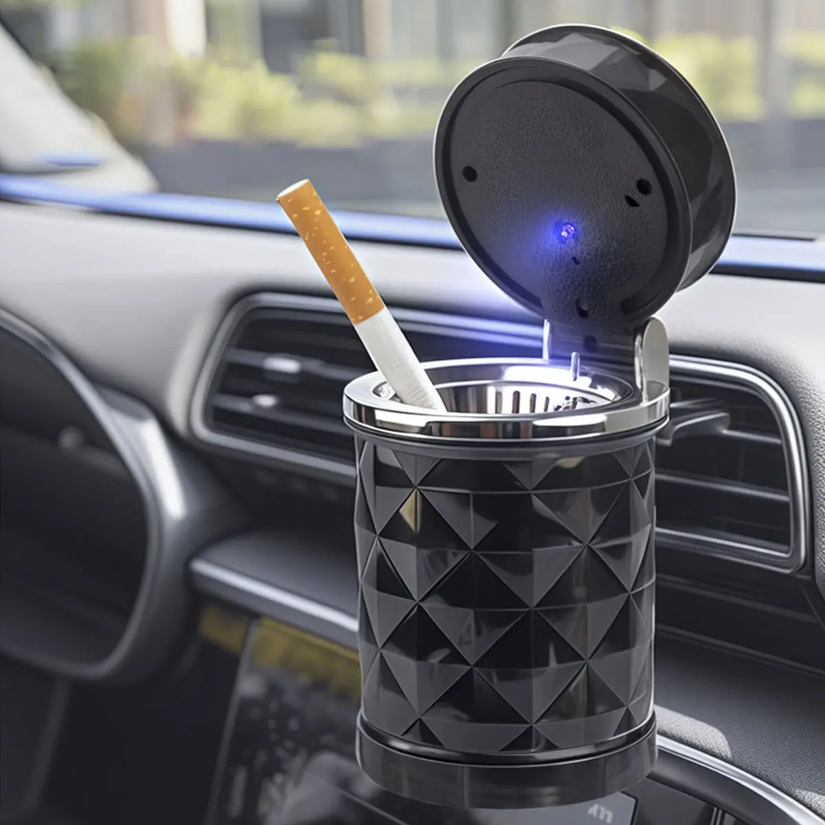Portable Car Ashtray with LED Light Detachable Car Air Outlet Diamond Faceted Universal Smokeless Ashtrays Gift for Boyfriend