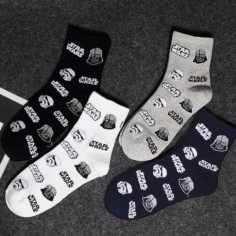 Meias STAR WARS para meninos, marca moderna com padrões de letras, meias de algodão, respiráveis, para esportes, meias de cano médio com textura de algodão