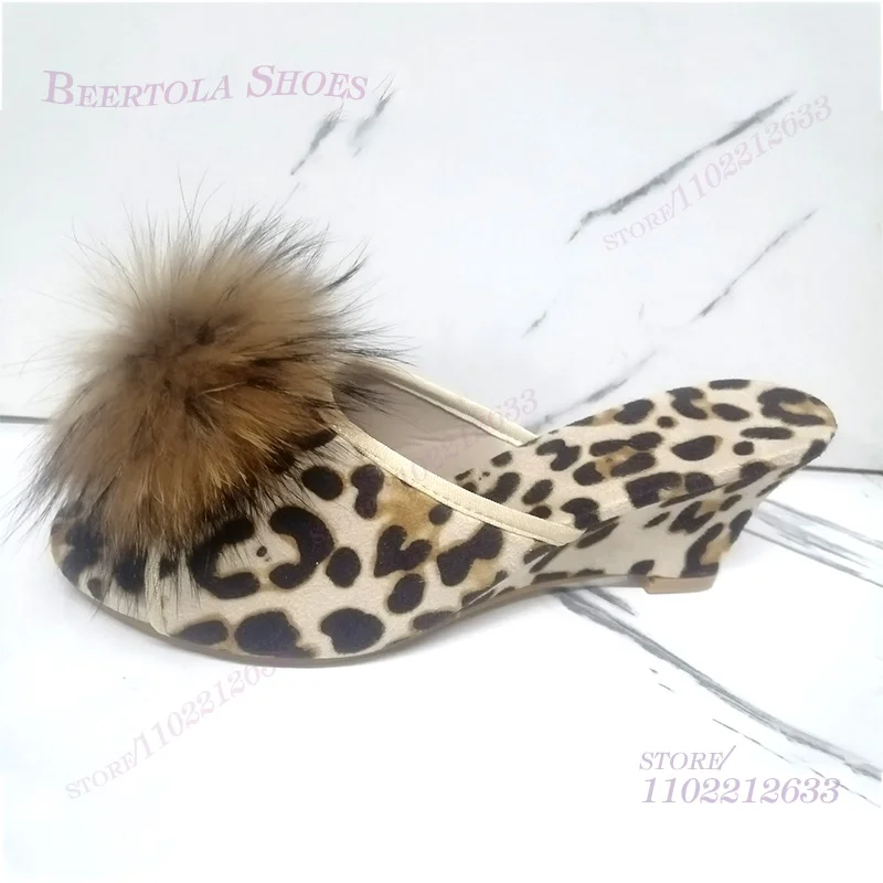 

Коричнево-черные женские тапочки с леопардовым принтом, замшевые сандалии на танкетке с круглым открытым носком, женские туфли с пэчворком и черными вкраплениями в стиле граффити