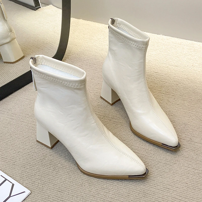French Street Fashion - 2026 Nowe modne szpilki z ostrym