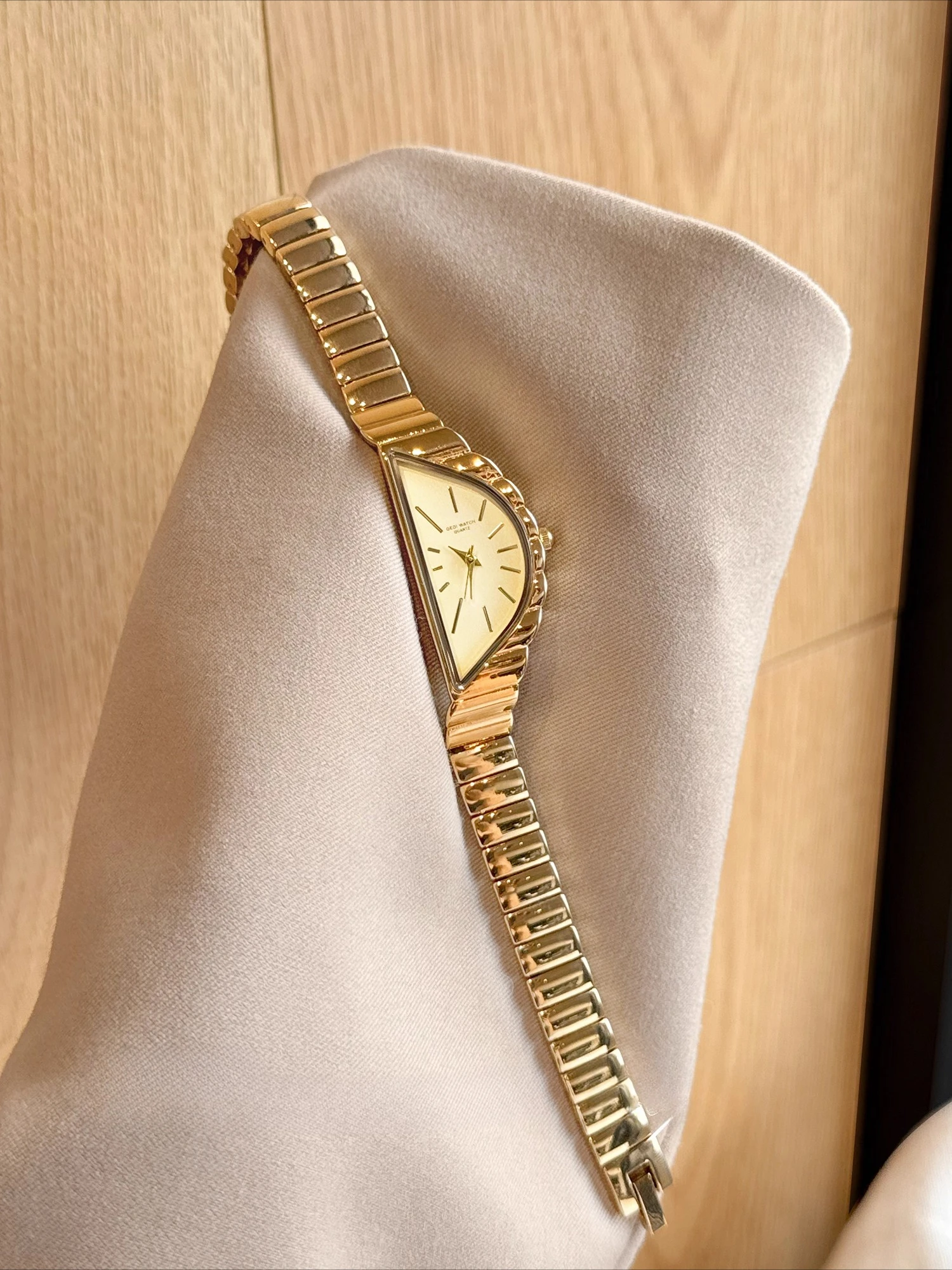 

High-End Designer Women'S Watches, Exquisite 2026 New Clock Women'S Watches, Watch Accessories, Trendy Women'S Watches.