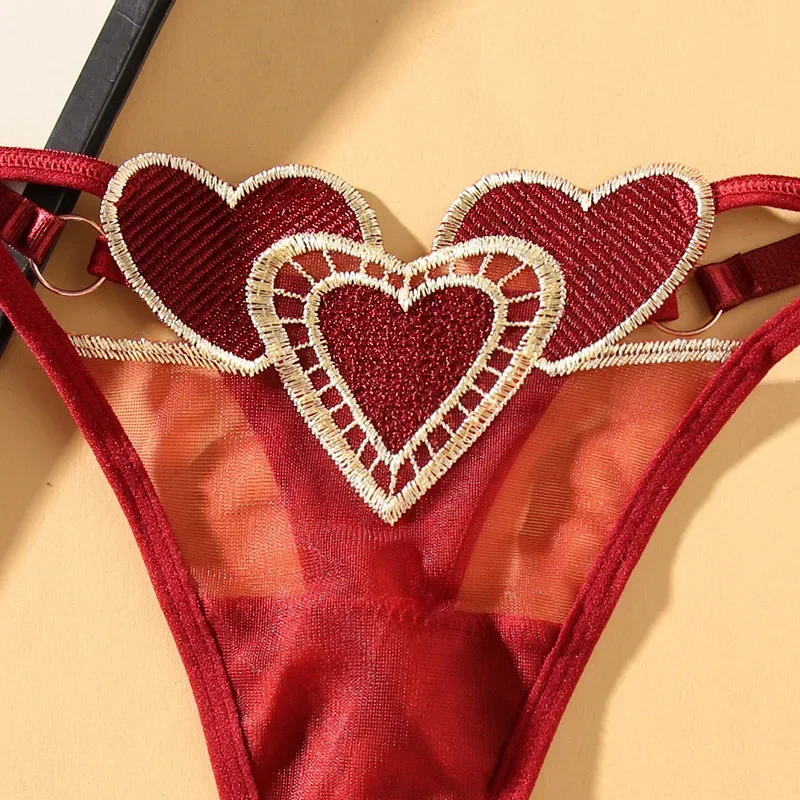 New Sexy Female Plus Size Low-rise Underpants Sexy Heart Embroidery Ladies Thong Transparent Mesh Straps Non-marking Panties