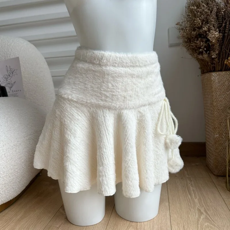 Japanese High Waist All-match White Pleated Mini Skirt Women 2025 Autumn New Streetwear Lace-up Casual Knitted A-line Skirt
